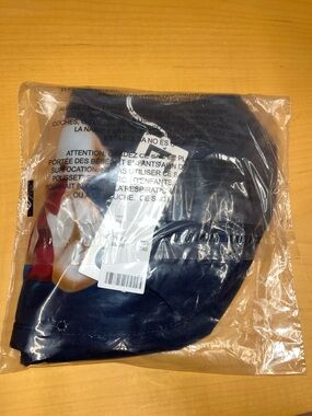 Baggu UO exclusive teddy bear medium crescent bag